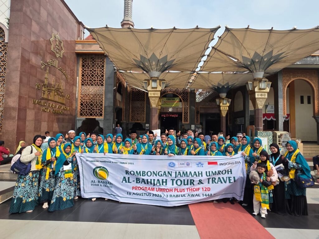 rombongan jamaah albahjah travel cirebon